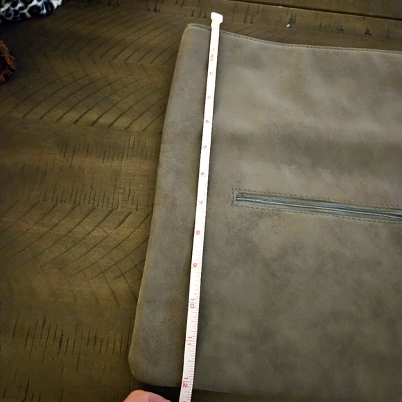 ION Color Brilliance Gray Suede-like Embossed Foldover Clutch Purse Bag - Picture 11 of 11